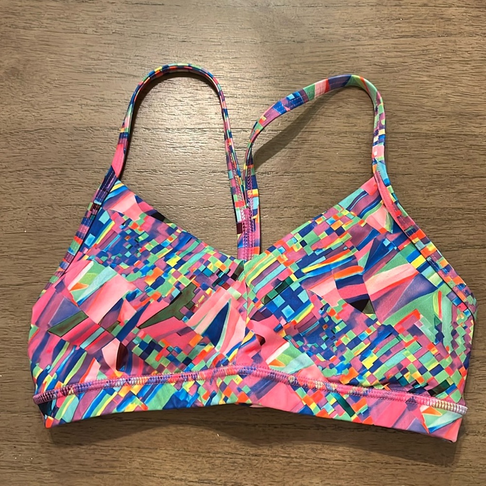 Fleo Reinette Sports Bra - Color: Geo Static, Size Medium